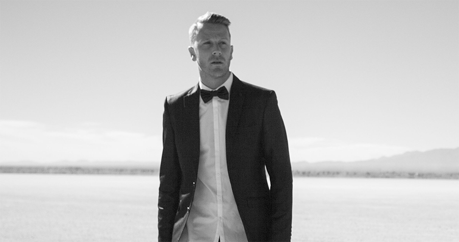 #MusicNews Captivating, smooth, and the perfect blend of soul, pop, and R&amp;B are all ways that artist on the rise, <a href="/DevinKirtz/">DEVIN KIRTZ</a> could be described. Check out his single  "HENNESSY" feat. Quincy (son of Diddy) on our #musicblog: bionicbuzz.com/music/devin-ki…