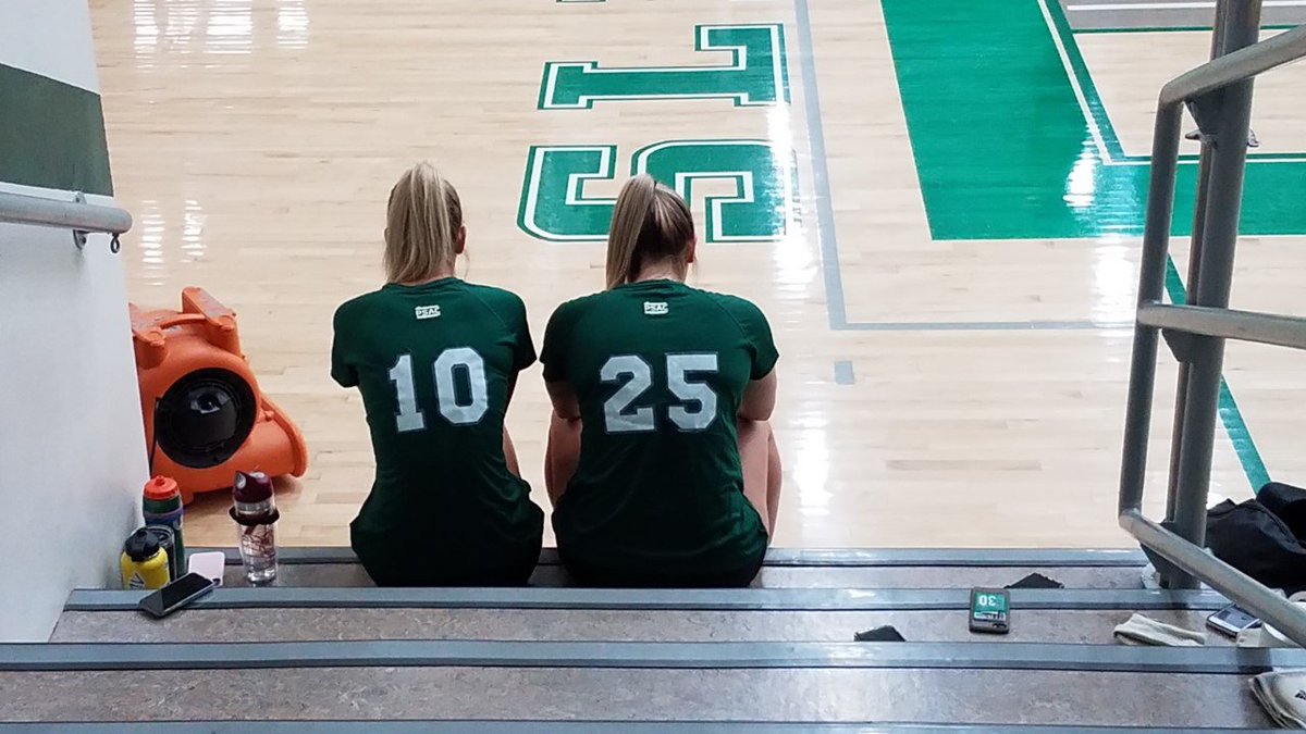 Slippery_RockVB's tweet photo. Happy Birthday to #RockVB rising sophomore, #10 Abby Nigon!!! 🎈🎉🎁🎊🎂💚🏐🤗🍰 #rocknation #sru23 @abbynigon12 @AlaynaChizmar https://t.co/raaHaADZkX