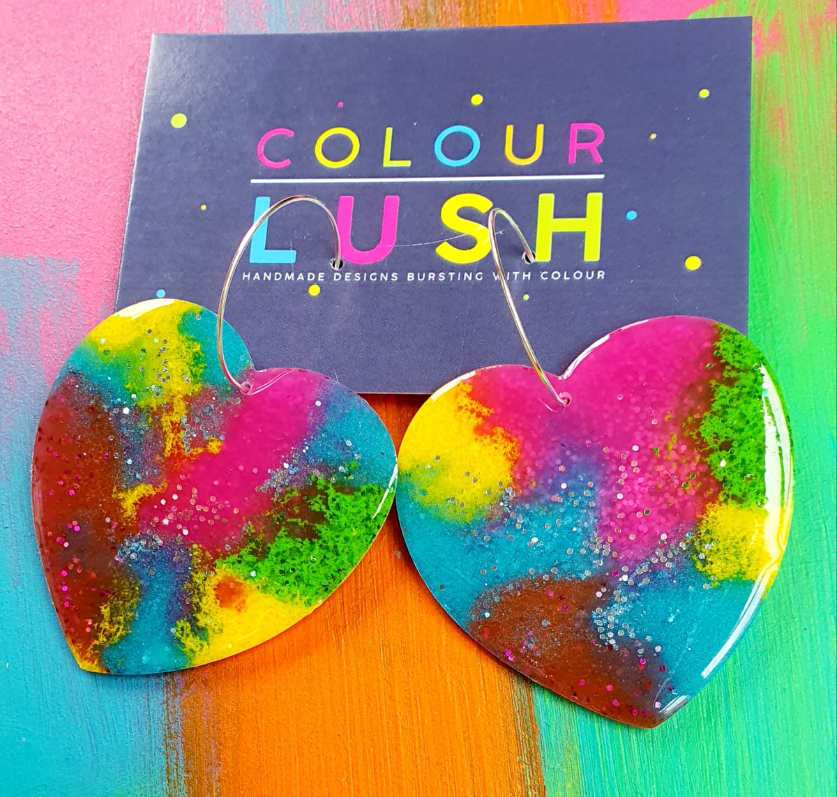WowMakes's tweet photo. Rainbow Heart Dangle Earrings By Colour Lush - View The Whole Range >> https://t.co/FjIALM3muQ<< #resinaddict #resincharms #resinworks #resinmolds #epoxyresin #epoxyart #resinpour #resincrafts #resinart #resincharms #unmolding #resincharm #shopsmall #wowmakes @WowMakes #handmade https://t.co/fJWPzVuItb