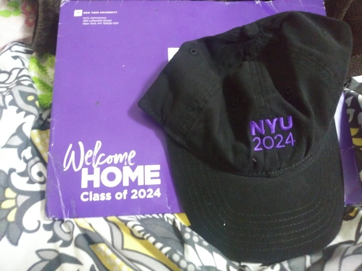 Got this in the mail yesterday and I had to post it today out of all days. Can't wait for the summer! @MeetNYU I know this will be the best 4 years if my life. #NYU2024 #CollegeSigningDay
