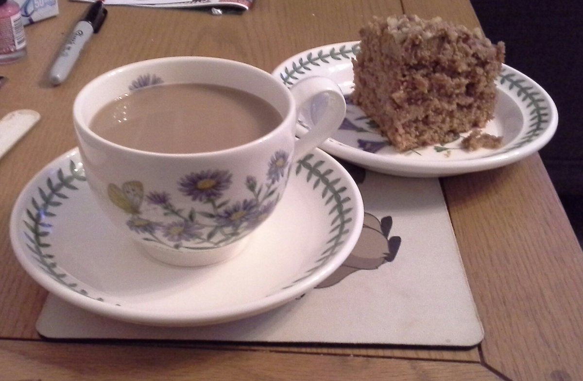 PollyWaterside's tweet photo. Coffee and Walnut cake. All ready for @GWandShows An hour,a WHOLE hour. #UtterBliss https://t.co/yXw7J0Bdvx