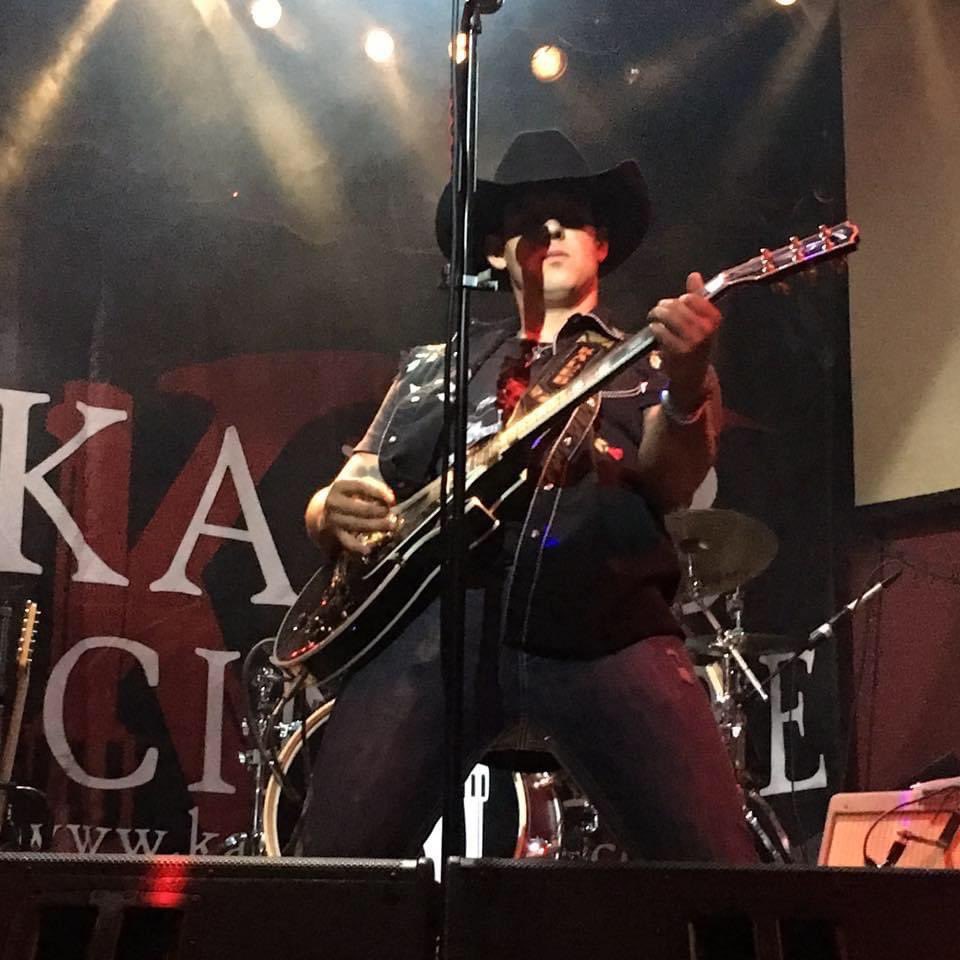TXRedHotRadio's tweet photo. ***Live Music Alert***
Tune in to the Texas Red Hot Radio Facebook at 3pm as @Kaleb_McIntire takes it over with live music. Let’s help these artists out. Share the live video with your friends, your family, your neighbors and anyone else you think might like it. Enjoy the music!! https://t.co/A9KNi05nCD