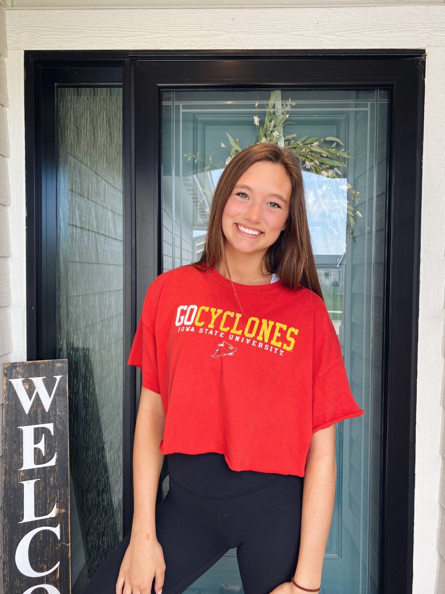 _ryleemlamb's tweet photo. #SEPdecisionday2020 
So excited to be a future cyclone!!❤️💛 also very excited to announce that I am apart of the 2020-2021 Iowa State Dance Team! https://t.co/eefWyUydGD