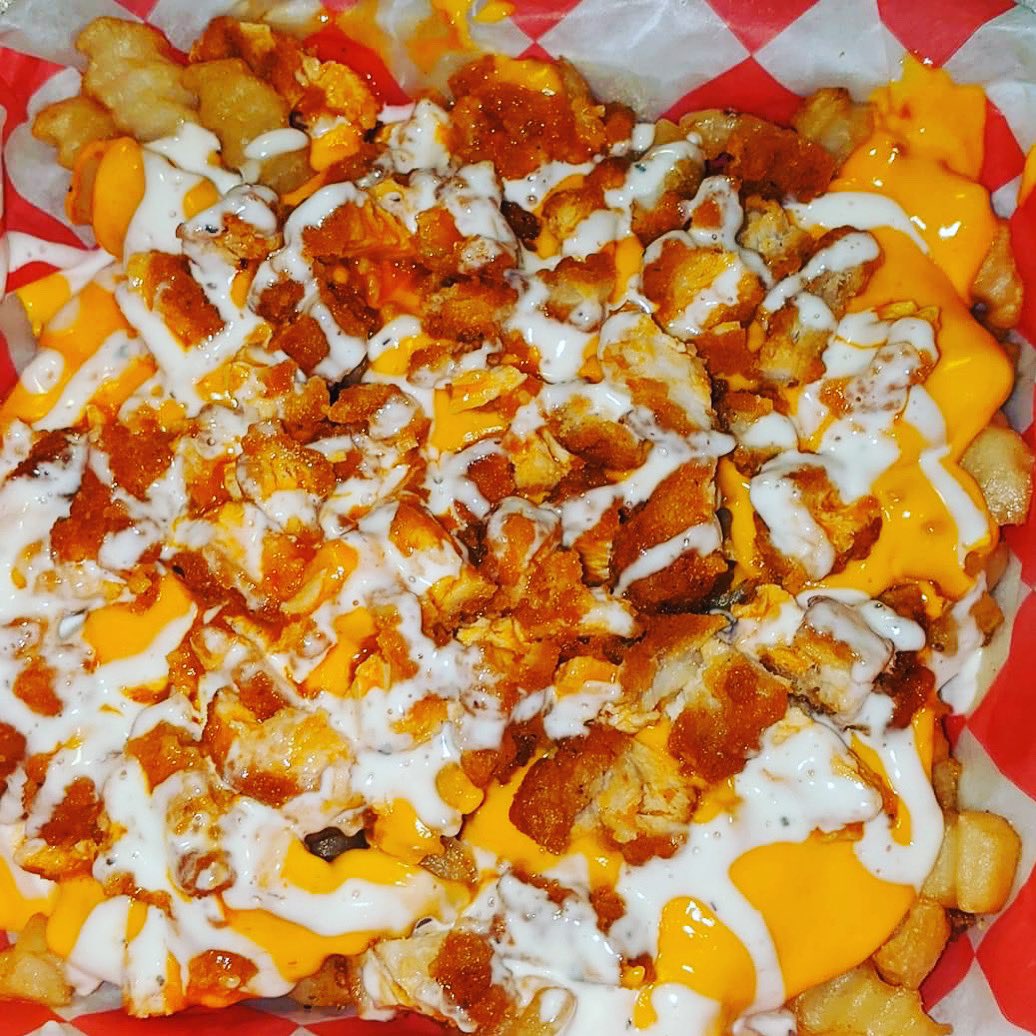 Bulldogsbartn's tweet photo. • Bulldog’s is now OPEN, 4-10pm daily. Come on down the hill and try the famous buffalo chicken fries. #bulldogsbar #dickson #tennessee https://t.co/9VZtE7pOJM