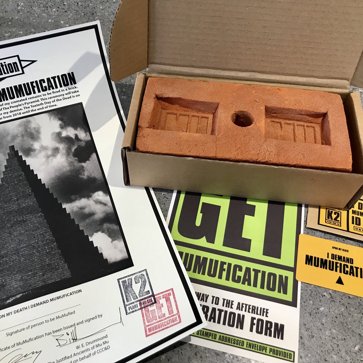 DJGeorgeAndrews's tweet photo. Very nice birthday present from my other half. At last I’m ready for #mumification #peoplespyramid @KLF_Online https://t.co/4NYqYCNDH4