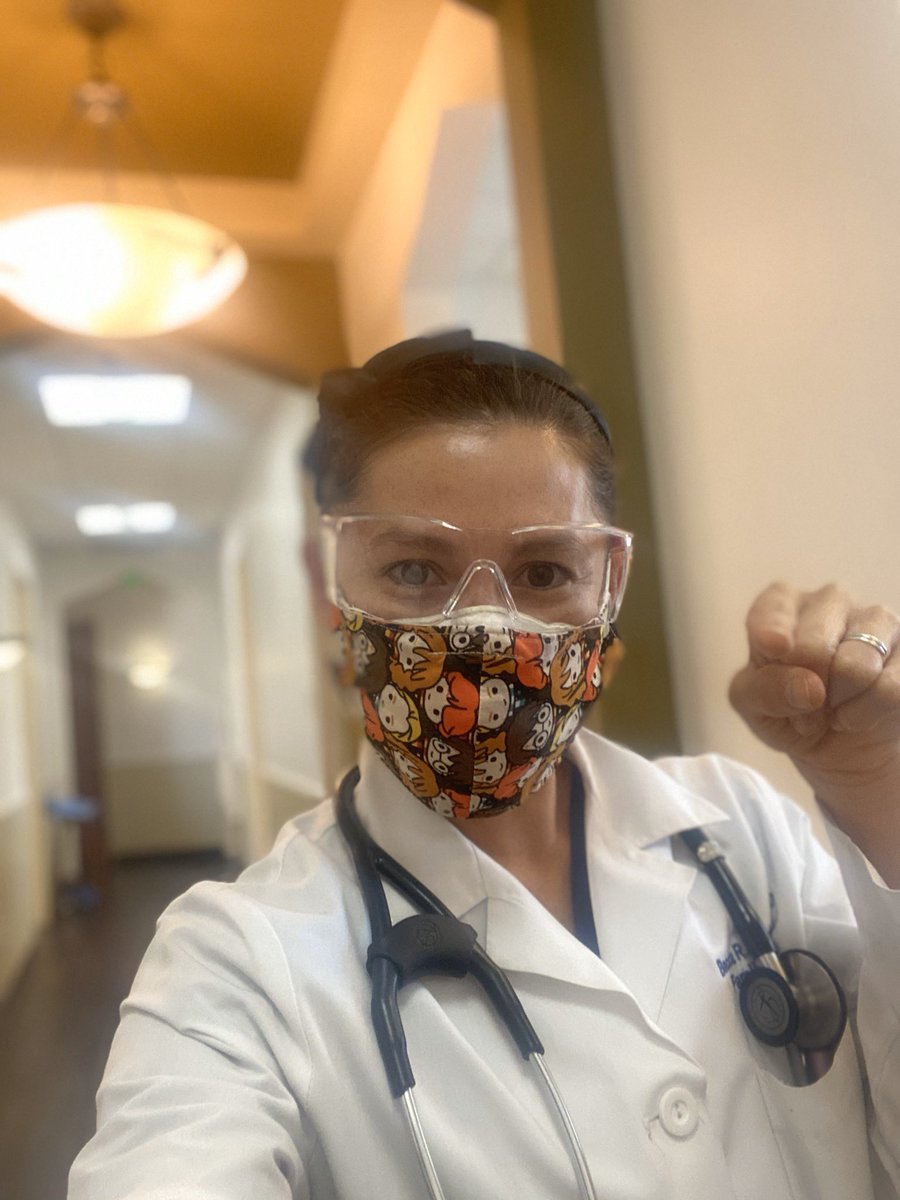 sDOlympicDOC's tweet photo. Finishing a strong clinic to see you later for the first ever @TheAOASM virtual conference 2020! #CompleteDO, #sportsmedicjne, #colleagues, #friends, #lifelonglearner,@AOAforDOs, @TeamUSA, @USARugby, @USAWP, @SDLegion, @ATSU_news https://t.co/T9VcoMCJk5