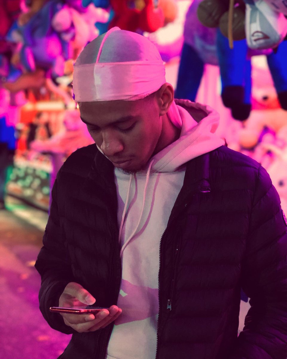 srnmk_'s tweet photo. @laurevenge 🍇🍇 https://t.co/IeJoxmYFx4