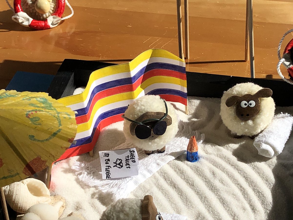 Titch_Sheep's tweet image. Baa, I have the flock with me so all good thanks #BeachIsolation