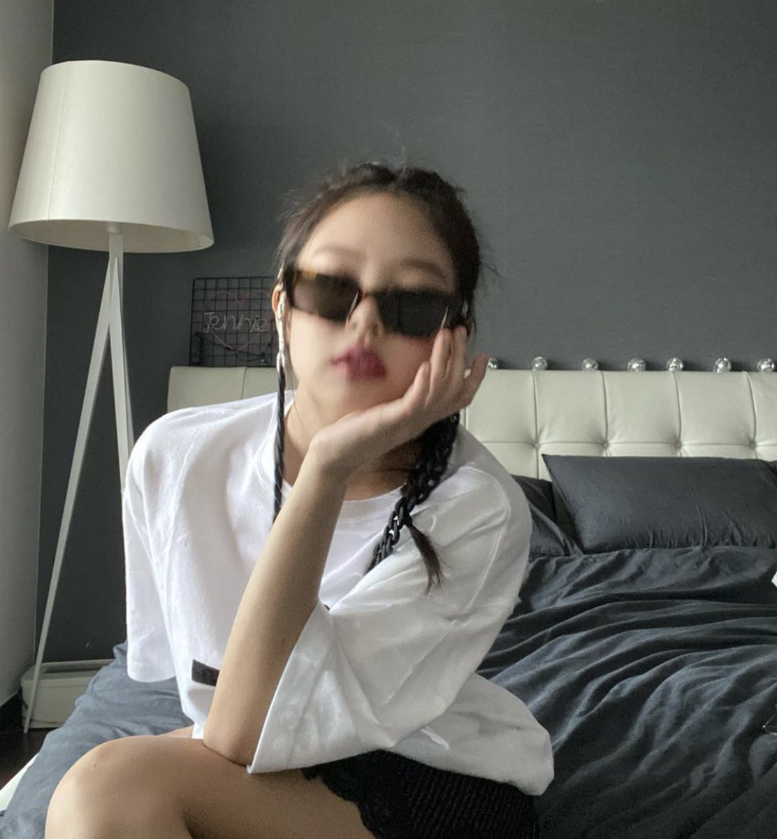 imaginekyle's tweet photo. JENNIERUBYJANE https://t.co/PNElqeRobf