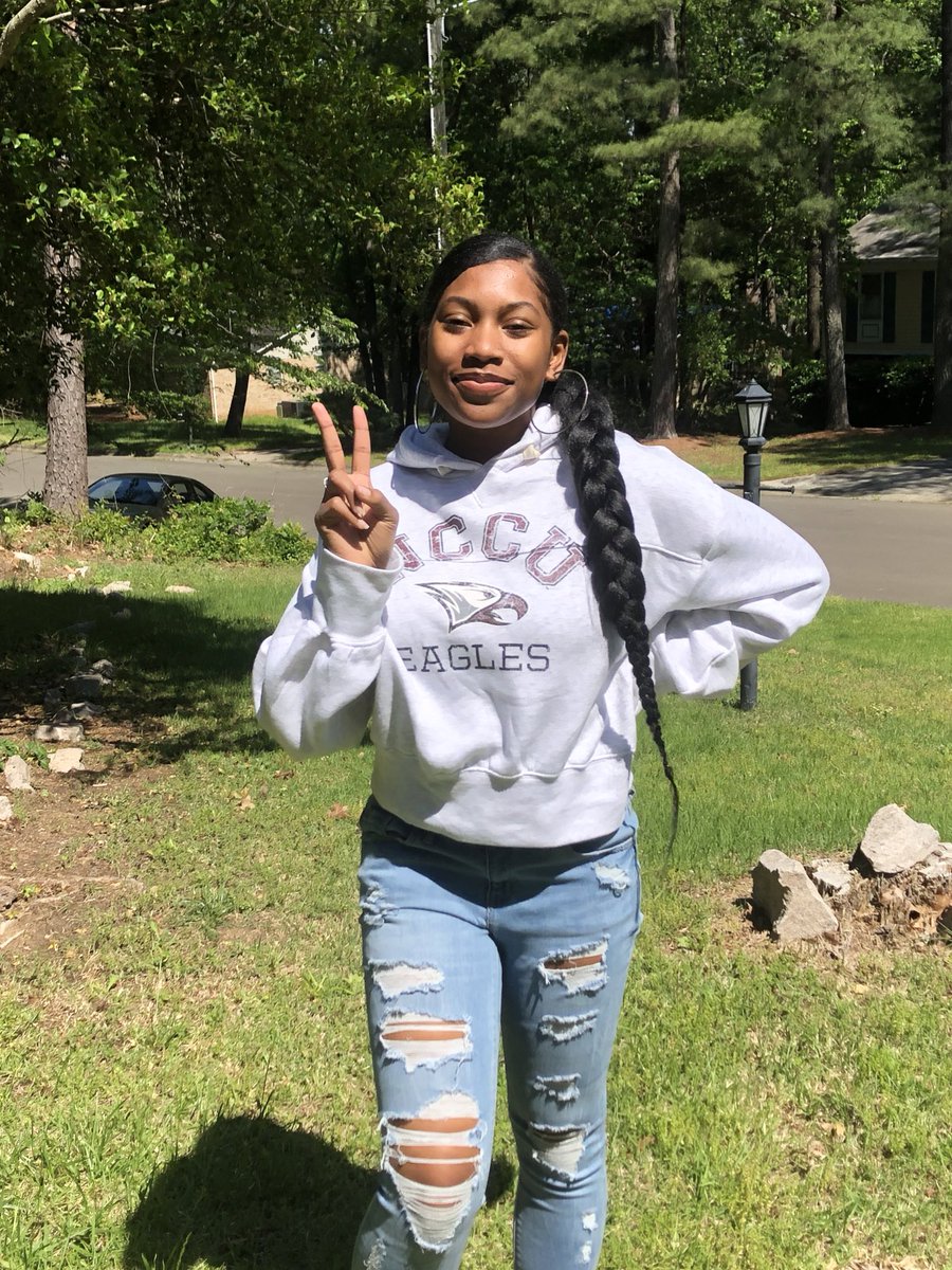 sheridora's tweet photo. Eagle pride ❤️🦅!! #NCCU #NCCU24 #NationalDecisionDay https://t.co/v6qWhhfBNL