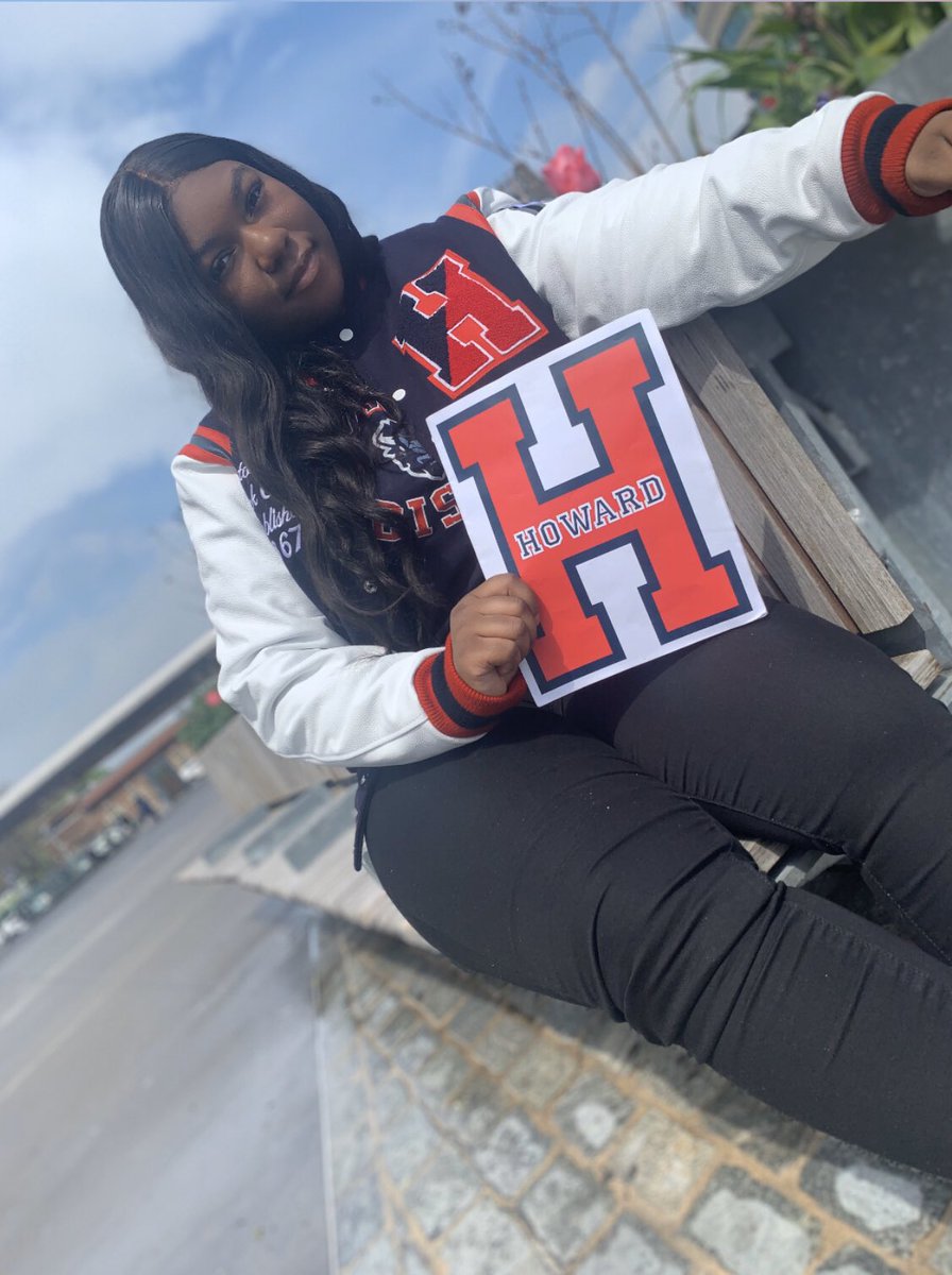 To The Next 4 Years ❤️💙🥂

#HU24 #HowardUniversity #BabyBison #DecisionDay2020