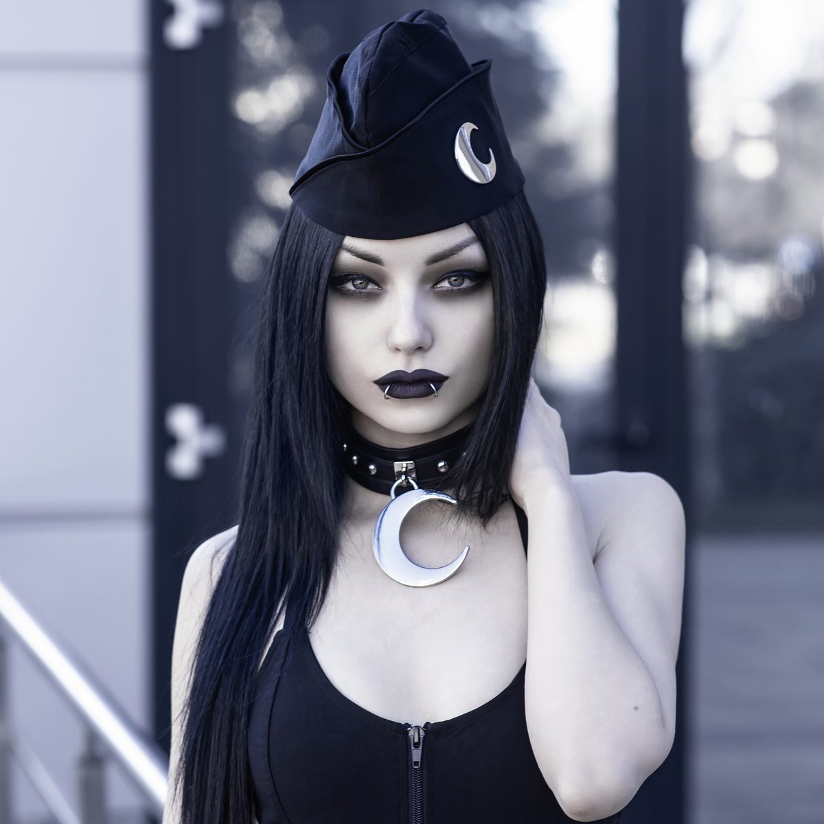 killstar moon choker