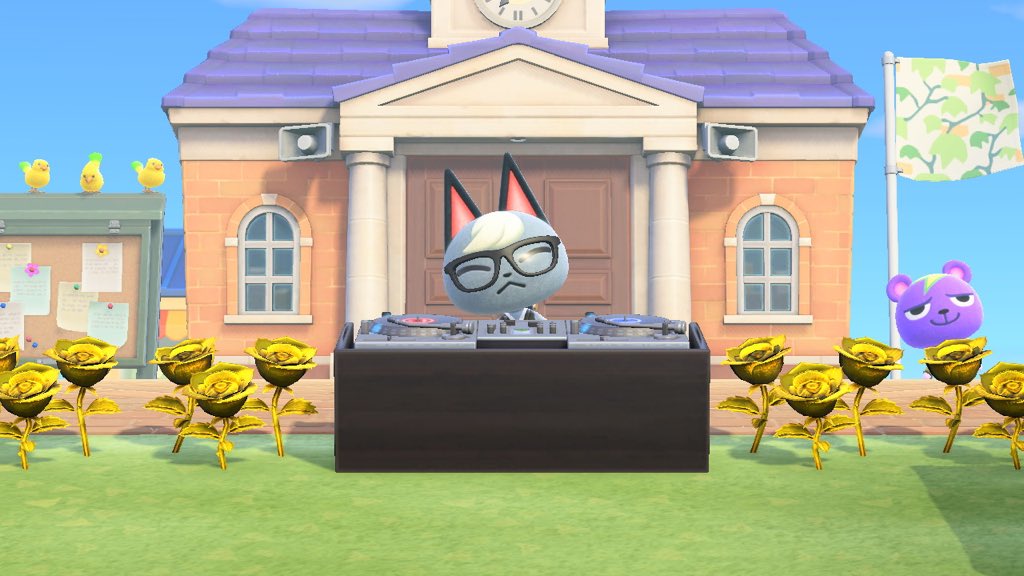 i couldn't get a good shot of all the stuff but here's the giveaway!

❤️4000 nook miles tickets + 60 million bells ❤️

20 winners (200 tickets + 3 million bells each)

please rt and follow me! 🌹🌸
ends in 72 hours.