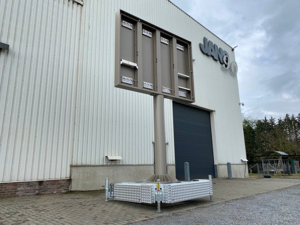 JansCreacar's tweet photo. Proud to deliver another led screen for Supervision (France). This fixed led screen will be installed in front of a hospital. #ledscreen #janscreacar #belgium #ledmanufacturing 
For more information visit: https://t.co/kNNwxgQaW1 https://t.co/3pEm3dYiY5