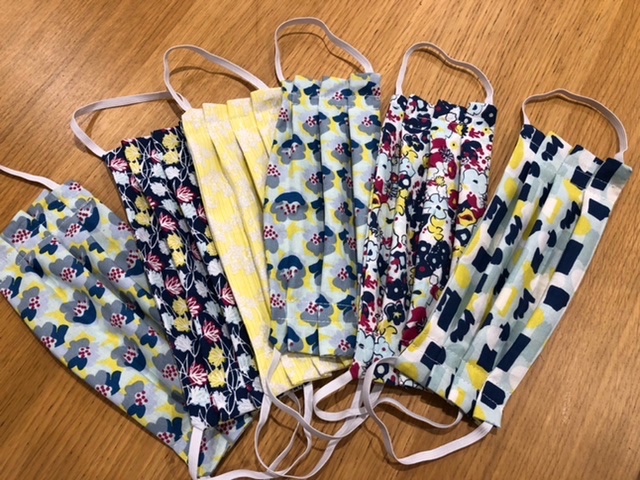 paulamickley's tweet photo. @KirstieMAllsopp when you placed your fabric fat quarters in @AldiUK I bet you didn’t envision people making Face Masks with them 😂 They look great - over 70 orders in so I’d better try and get some more 😃 https://t.co/pEdSzbomlj