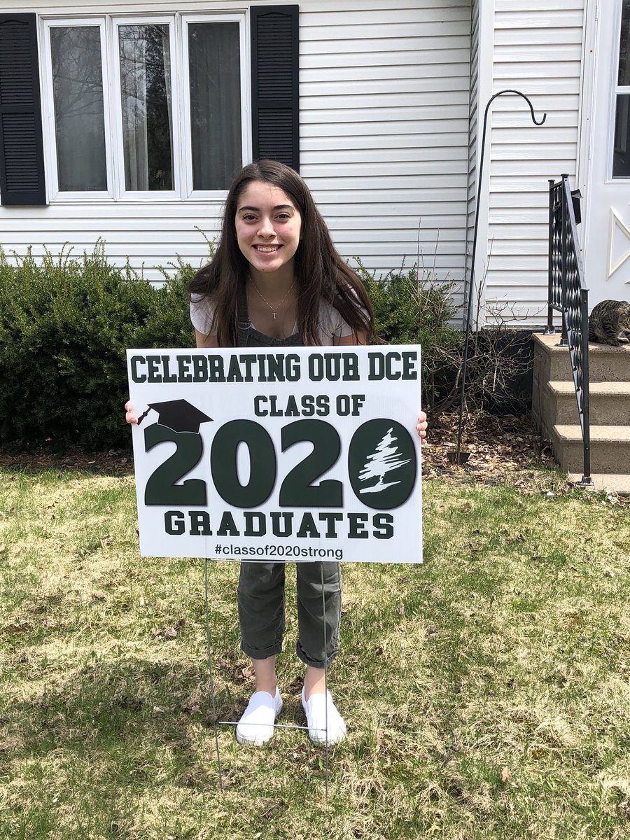 LovePhyEd's tweet image. One of nicest things I’ve gotten to do recently: Deliver #classof2020strong signs to my amazing ELT home room seniors students. So nice to say hello (from a safe distance) &amp;amp; let them know how much we miss seeing them #EverestPride 🌲💚💛💚💛