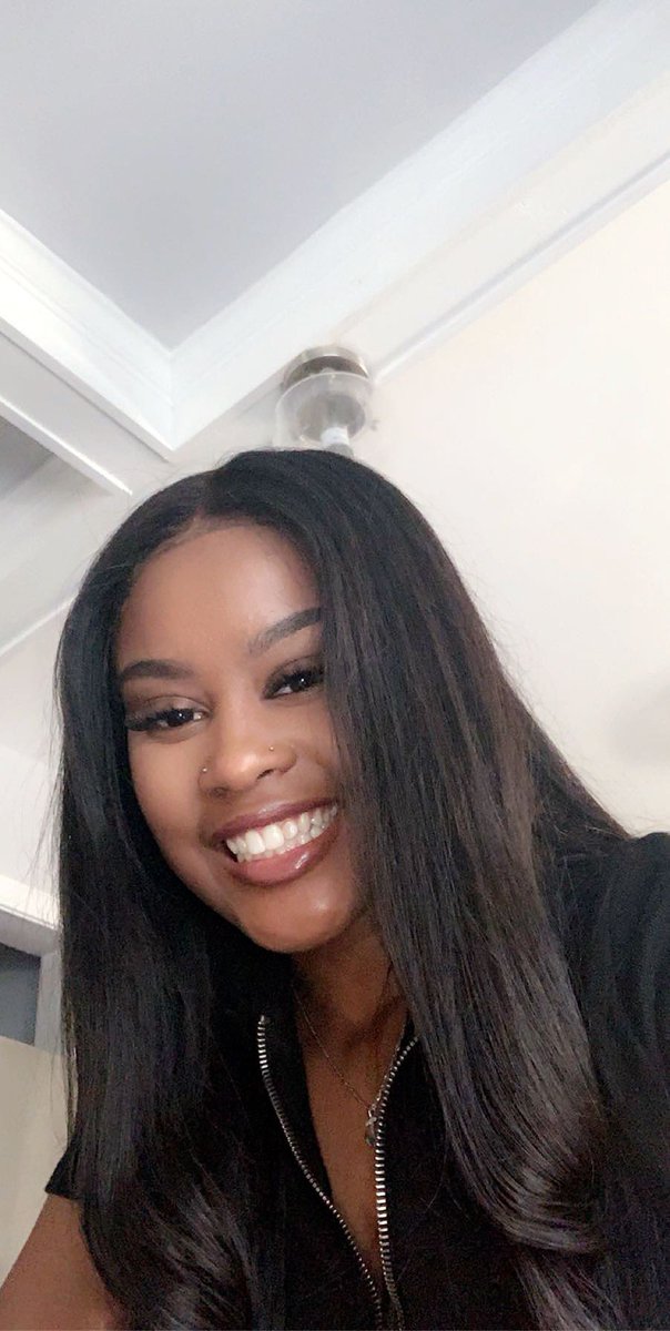 datgirlRo_'s tweet photo. #SeniorsofPV21 
NyRobi Woods
Mass Comm Major
Political &amp; Behavioral Science Minor
📍I’m so Port Arthur, Tx 📍
Your favorite braider💗
✨✨ nice and neat by Robi ✨✨ https://t.co/VSwpqdjCkX