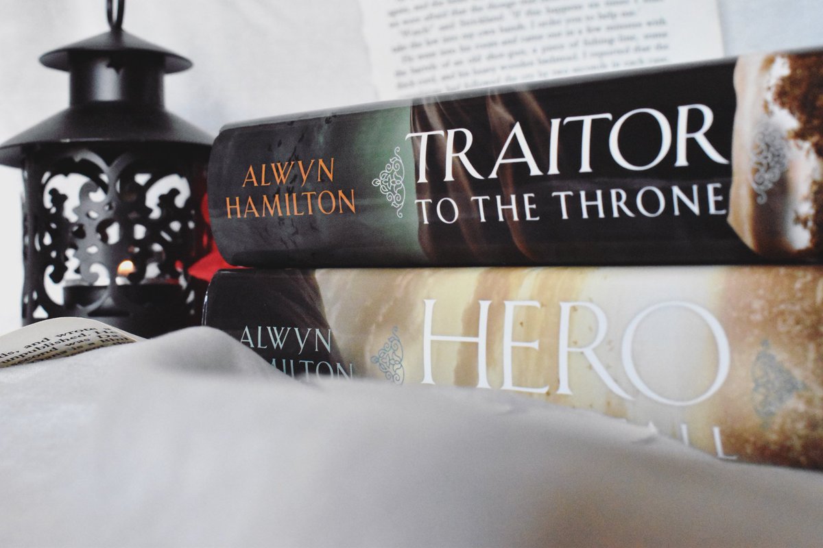 fntsybookworm's tweet photo. “Legends were never what you expected when you saw them up close.” #TraitortotheThrone @AlwynFJH 📚 https://t.co/4c1I2mDlIQ