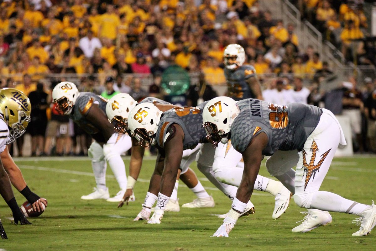 After great talk with coach <a href="/AntonioPierce/">Antonio Pierce</a> and <a href="/JsonCarter/">Jason Carter</a> Iam extremely blessed to receive an offer to Arizona State University 
<a href="/SanSpotlight/">San Diego Spotlight</a> <a href="/BrandonHuffman/">Brandon Huffman</a> <a href="/MBASports1/">MBASports</a>