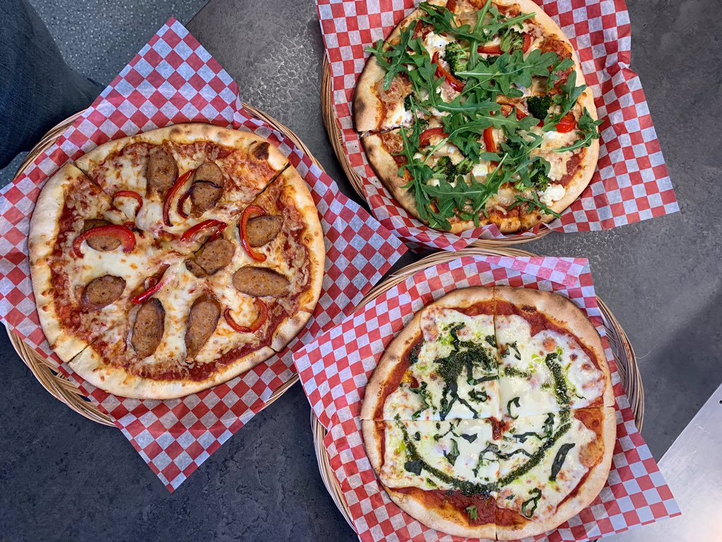 casadeawinery's tweet photo. Good news: we’ve fired up the pizza oven for the summer! 

Starting this week, when you buy six or more bottles of wine, you can get a FREE ten inch pizza on Saturdays between 12 and 3pm (pick-up only). 🍕 🍷 https://t.co/y7ShQhq3BB