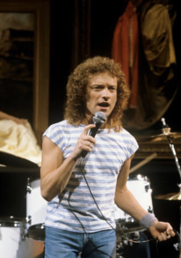           Happy Birthday Lou Gramm
(1950.5.2-)  Cold As Ice 
 