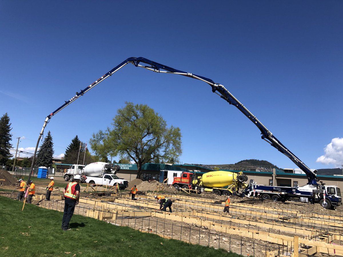 BX Elementary School tweet media