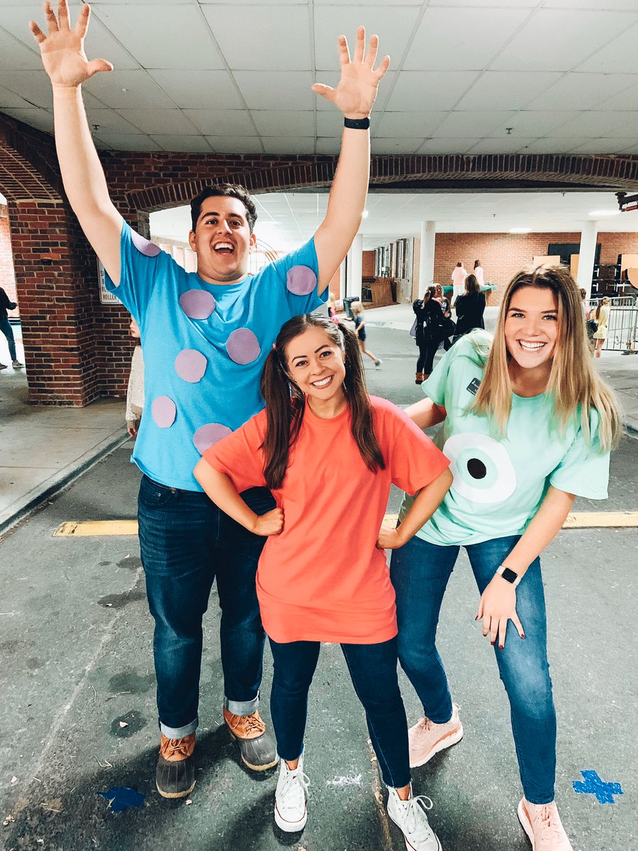 Molly Downing tweet media