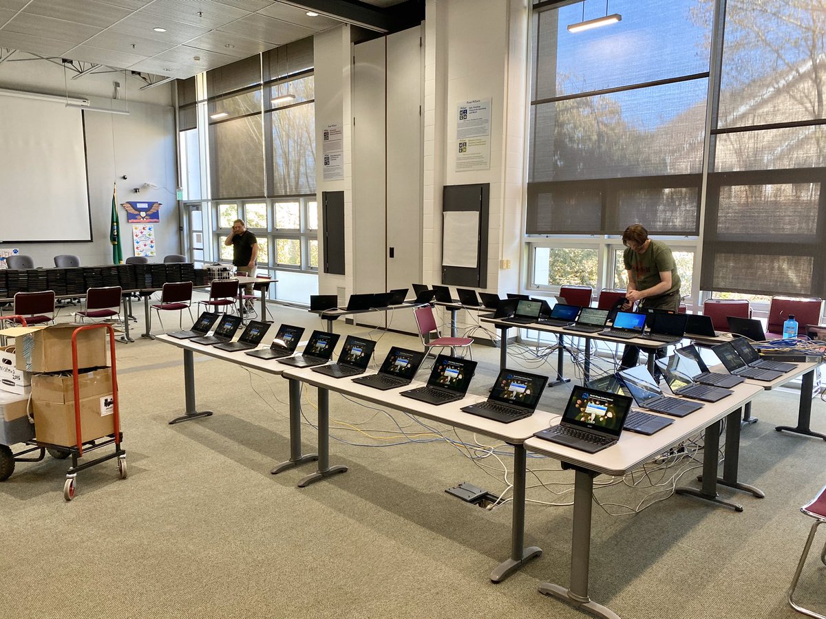NKSDnews's tweet photo. Over the past month, NKSD distributed over 600 digital devices to every student K-12 who requested one! Thank you NKSD techs!! If your student needs a digital device, contact your school, we still have a few available! #WASchoolsWeek #WeAreNKSD #WeGotThisNKSD https://t.co/HuD7vHAwVM