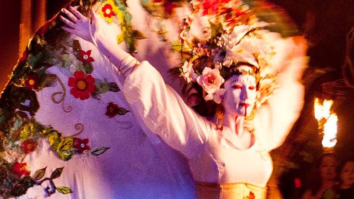 TO_Goddess's tweet photo. Beltane Blessings! May the fire of life bring healing to us and Mother Earth.

#Beltane #May1st https://t.co/fIYviPkJ8e