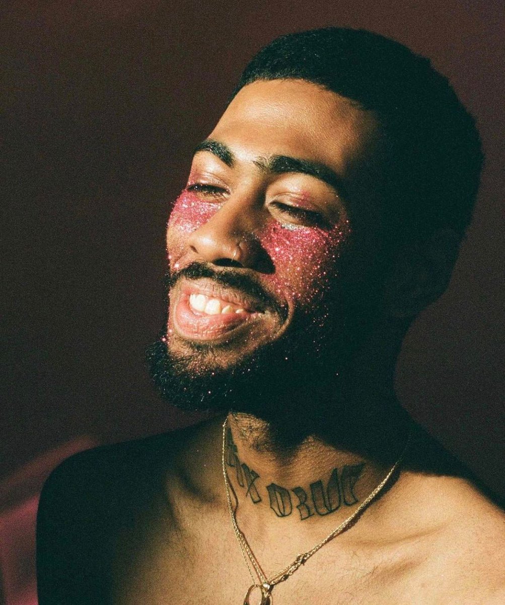 brooklynmuseum's tweet image. #Your2020Portrait | To celebrate the Class of 2020, we’re teaming up with @Instagram to host an online portrait exhibition. We’re asking graduates to create portraits to help them mark this moment. Head to bit.ly/SubmitYour2020… to learn more and submit your work by May 5.