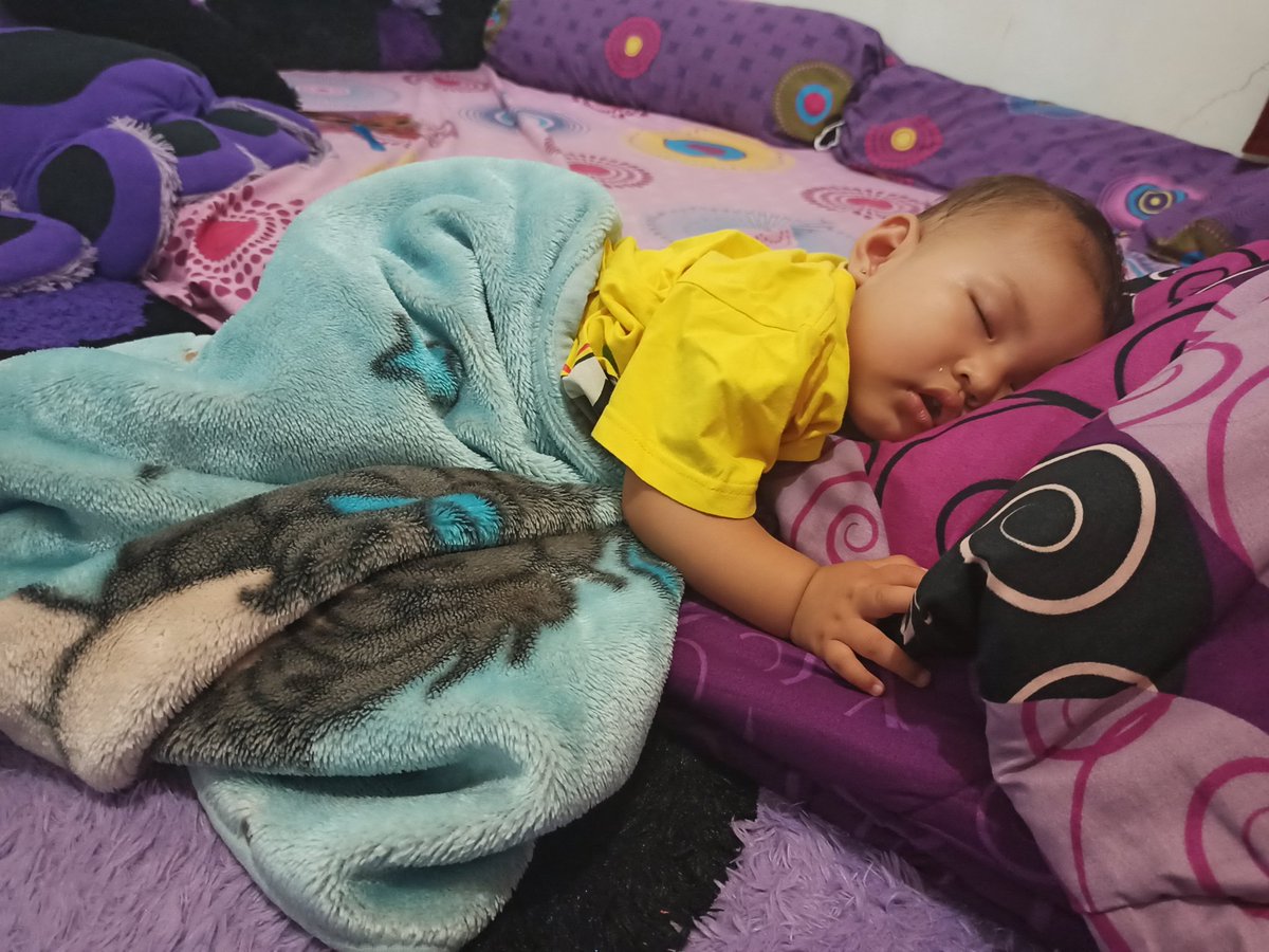 Bismillahirahmannirohim Syafakillah Annakku sayang, semoga lekas sembuh 🤲🏻 #Puasaharike9di2020 #RamadhanPenuhBerkah #DirumahSajaYa 🏡