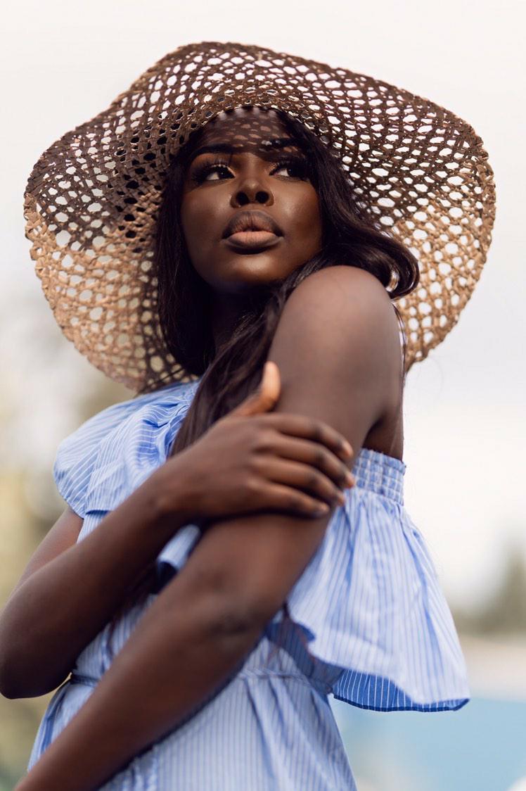 itsanyiech's tweet photo. Covid-19 first photoshoot 

Insta: @itsanyiech 

#COVID__19 #instagram #PhotoOfTheDay #Photoshoot #Spring https://t.co/x9ymRkknJ9