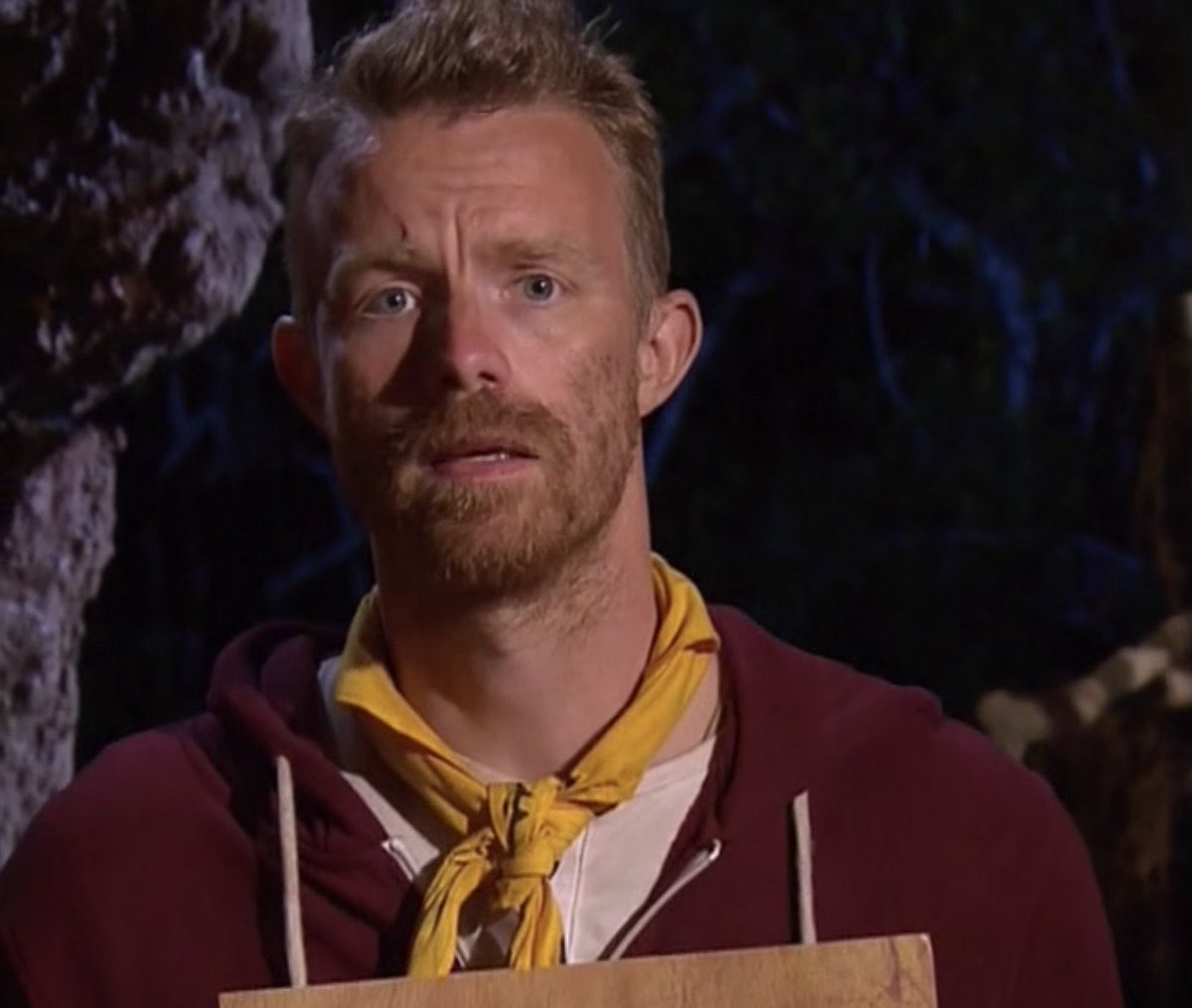lazerecok's tweet photo. Ce trou du cul vient de dépasser Ahmad. J’espère que toute ta vie tu vas chier liquide #KohLanta https://t.co/tDOmvqzp01