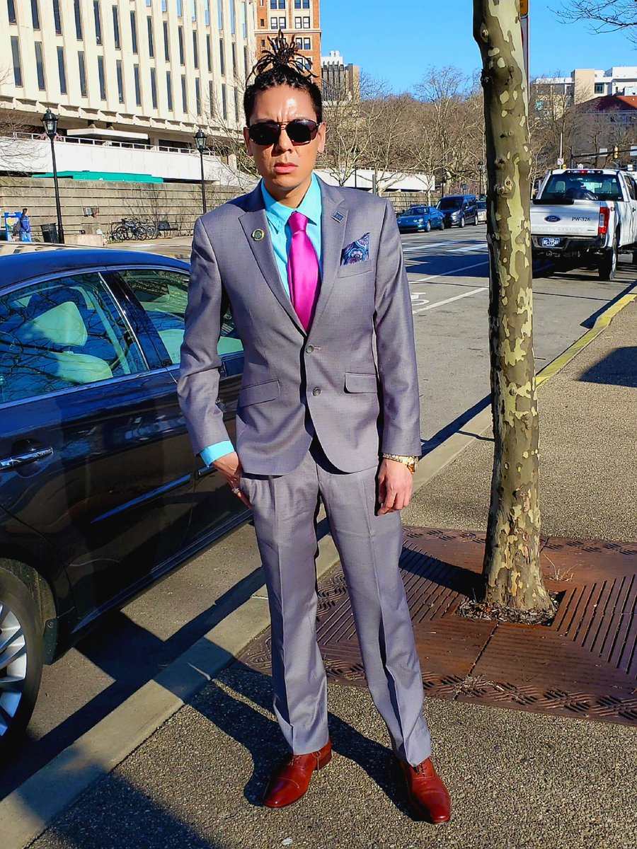 danjlopez8's tweet image. Year ago. 1st Latino PhD grad SSW @PittTweet. SAMHSA Doc Minority Fellow √, UN Intern √, Dissertation Award  √, Doc Student Award √,  Founded 1st grad Latin org √, GSWS Research Grant √, Schweitzer Fellow √, #pittgrad #PhinisheD #H2P #highered #AcademicTwitter #grad #phd