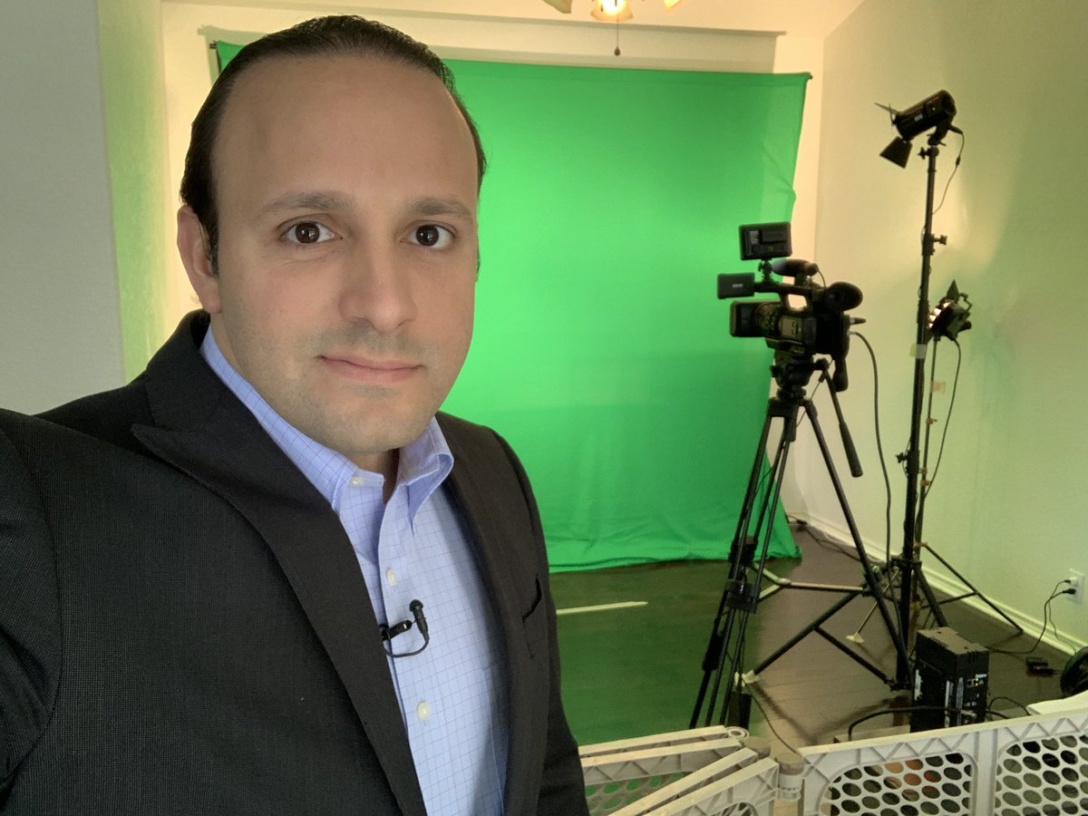 rivera_ariel's tweet photo. Llegó el viernes #NOCorbata y con el calor que hay, Jim, más todavía... #Calor #Weather #Telemundo60 https://t.co/4IF4HRta9F