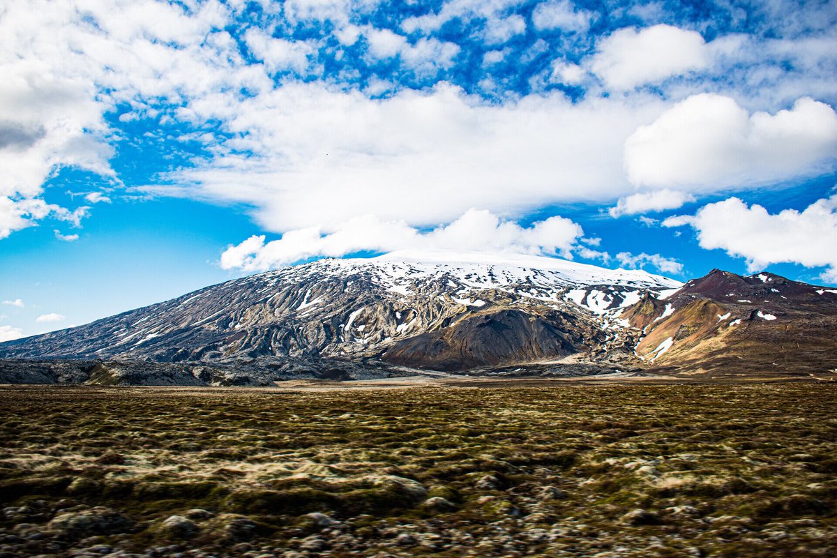 alvaro654's tweet photo. Parece mentira que hace un año tal día como hoy recorríamos Islandia.  #quienHubieraImaginado https://t.co/hT7qZSvNQt