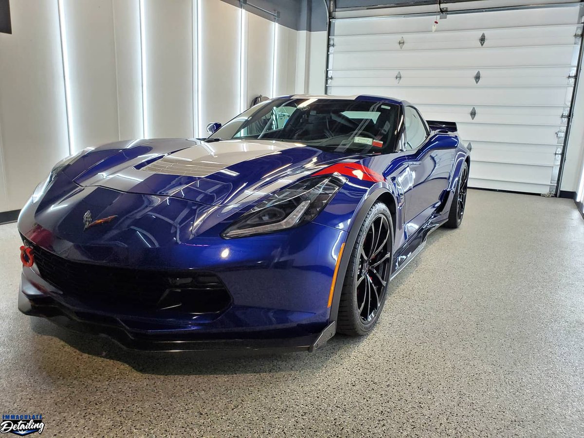 2017 Grand Sport Corvette
- Removed adhesive left over from rally stickers and original Corvette emblems.
 - Full paint decontamintion. 
 - Hybrid Polish
 - Install black Corvette emblems 
 - Apply premium paint sealant