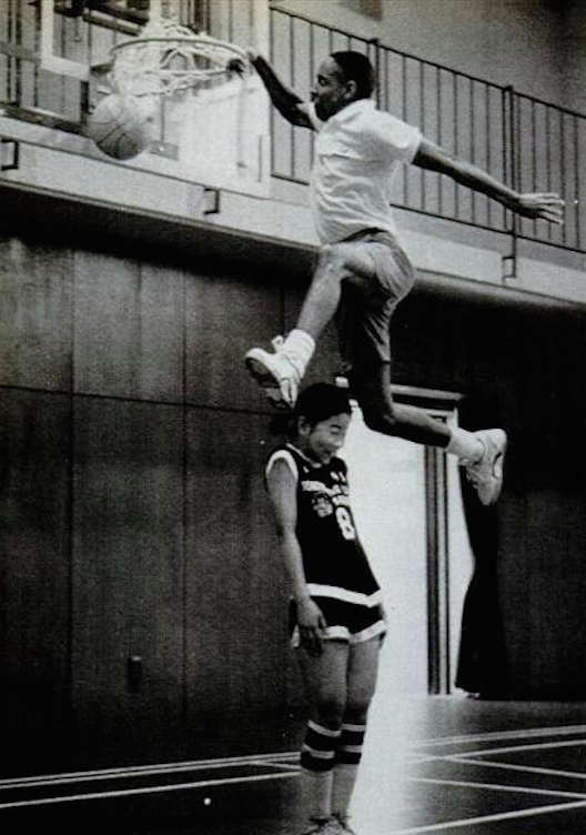 IconicPoorly's tweet image. Spud Webb&apos;s brief career at a PE teacher didn&apos;t last long, he was let go because he kept posterizing his students!

#SpudWebb #slamdunkchamp