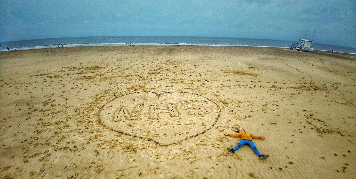 Ian_messenger's tweet photo. #PicturingLockdown 

NHS Between The Toes. 

Lowestoft Beach. 
April 2020. https://t.co/yq1XDfsADu
