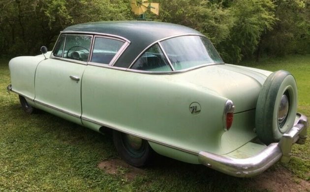 barnfinds's tweet photo. This 1953 Nash Rambler is a rust-free survivor that would make a great project car. It is interesting and quirky and could either be treated to a full restoration, or potentially returned to the road as it currently stands. -> https://t.co/KR9UJtgNO6 #Airflyte #Nash #Rambler https://t.co/8EXrp2ilDO