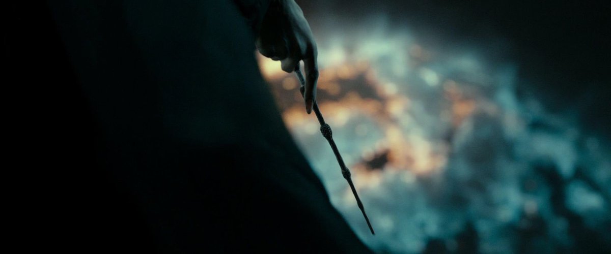 LordVoldemort_S's tweet photo. El 2 de Mayo del año 1998 se iniciaba la Batalla de Hogwarts. https://t.co/daufLdnEly
