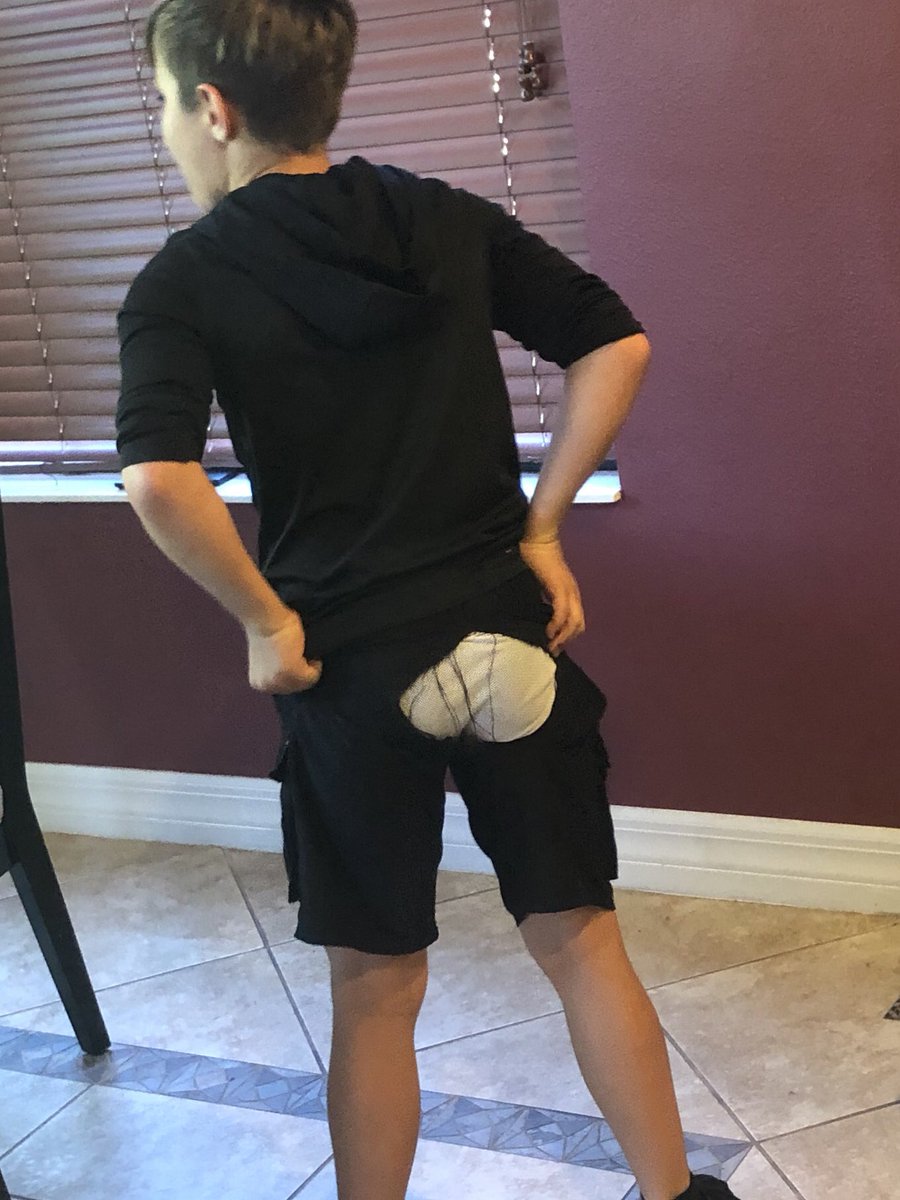 rossjohnson42's tweet photo. When Coach Burdick’s workout has you squatting so much that your shorts can’t take it anymore! #SeahawkTough #SquatsForDays #FutureSunlakeSeahawk https://t.co/k8Z9hp3zvz