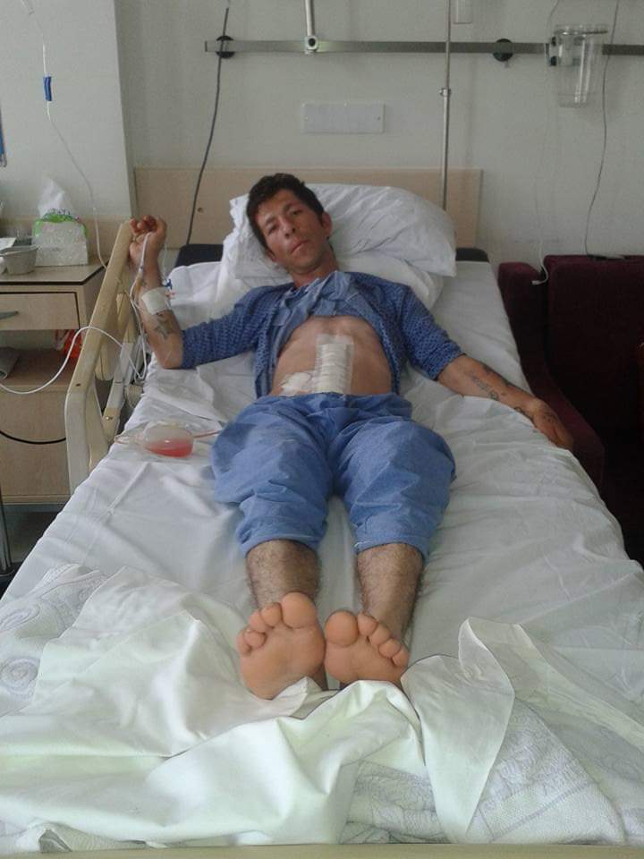 mamikeeeee's tweet photo. Merhaba yardim sever abiler ablalr allah rizasi icin benimde sesimi duyun kanser hastasiyim calisamiyorum organ kaybim oldugu icin kirami oduyemedim bana bi yardimci olun neolur yalvaririm size iki kizim var boybumuz bukuk boynumuzu bukuk birakmayin @haluklevent @Ahbap_Ankara https://t.co/nd4VhNIWNy