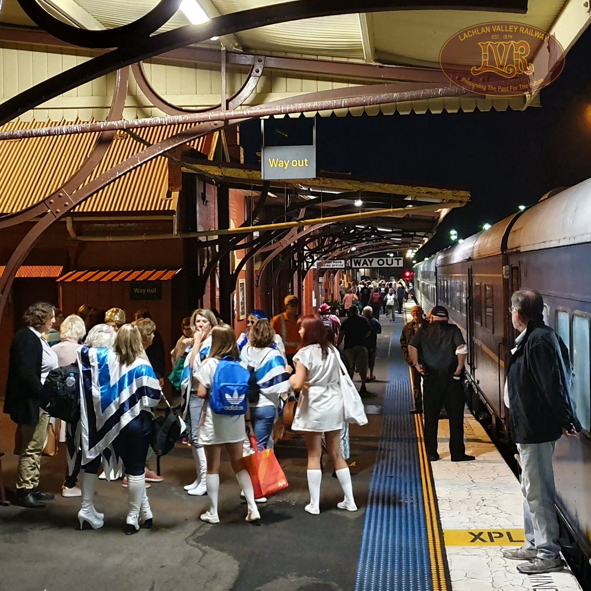 LVRailway's tweet photo. #COVID19 postponed this year's #Trundle #ABBA #Festival and our #train but the party goes on, online at 8pm tonight. See Party at Home event:
https://t.co/rwAKT3CTl3

And YouTube live broadcast here:
https://t.co/0wJkndopIm

#Parkes #heritage #passenger #trains #rail #railway https://t.co/XaZWE7mhxa