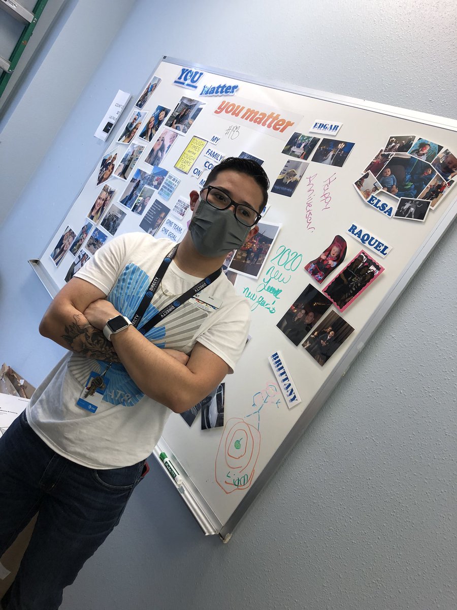 _ZelinaT's tweet photo. Andy helping out our medical first responders by offering a FN migration! 🙌🏼 AT&amp;T is here for you. @AtPalmas @NTX_Market @BTX_Market @FirstNetWTX https://t.co/sv40SFWsNC