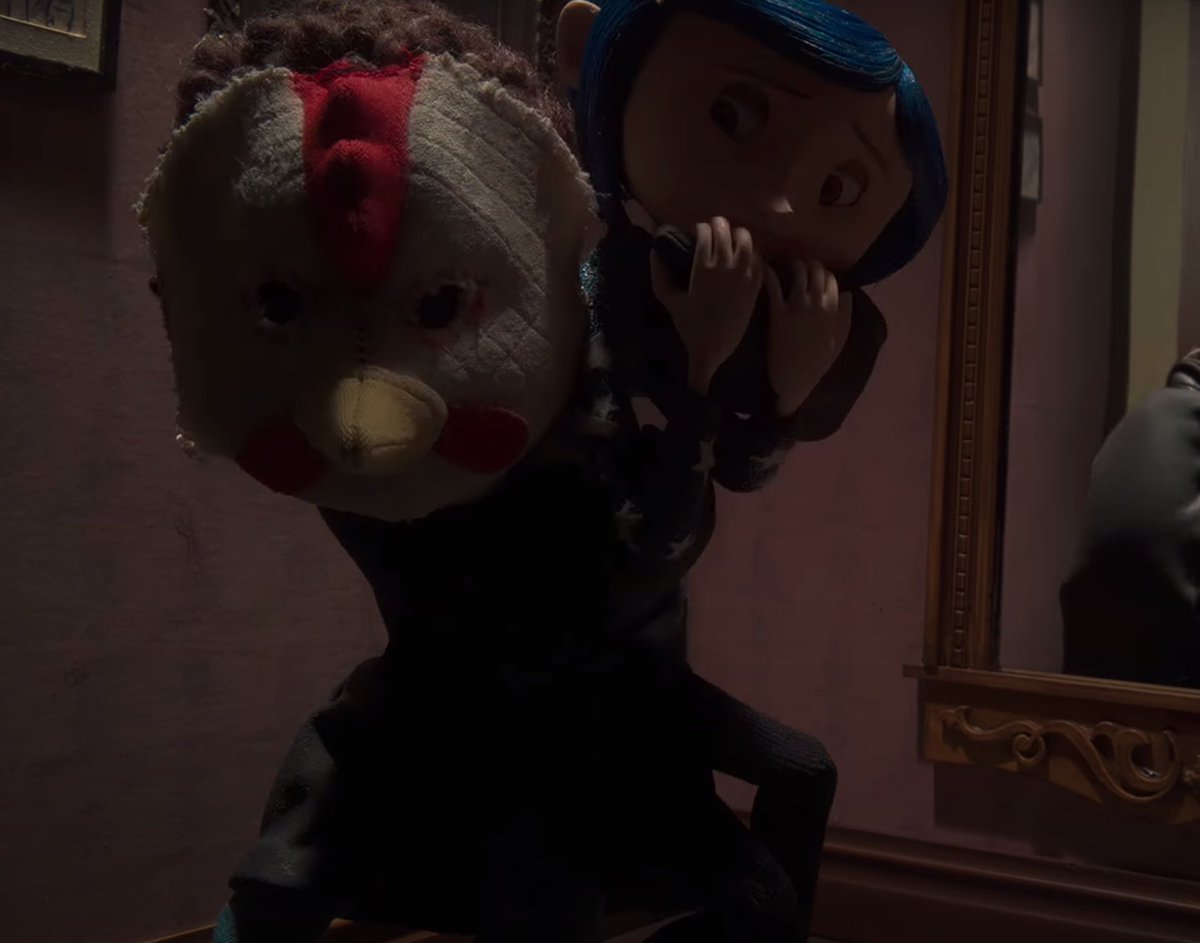 (25) The mask other Wybie wears when saving Coraline is the same oven mitt used by the other mother when we first meet her (I’m not sure if this is deliberate or not).
