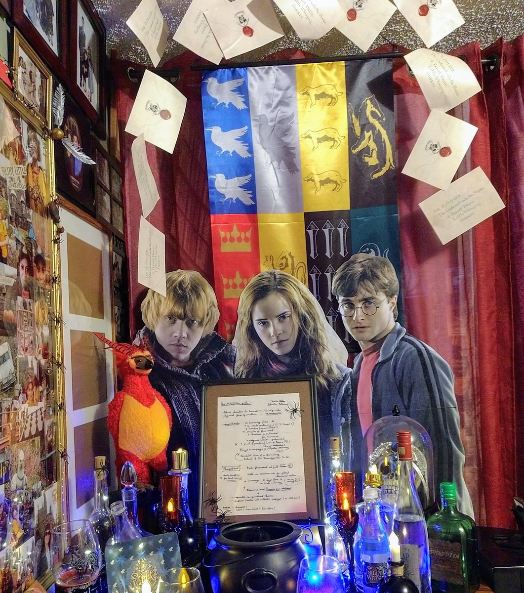LACOE_Crystal's tweet photo. #harrypotterpotions #hpotterpotions #harrypotterdisplay #hpotterpotionsdisplay #myliveinmuseum # https://t.co/9nSRNBR6gx