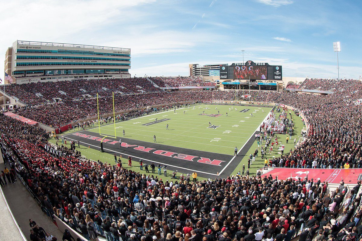 JrHardman's tweet photo. BLESSED TO ANNOUNCE my 5th power 5 offer from Texas Tech University!! @RoadDogs_ @247Willis @Turd_Scott @HardBarnSports @notthefakeGMF @TexasTechFB https://t.co/iLD0h5gwhz