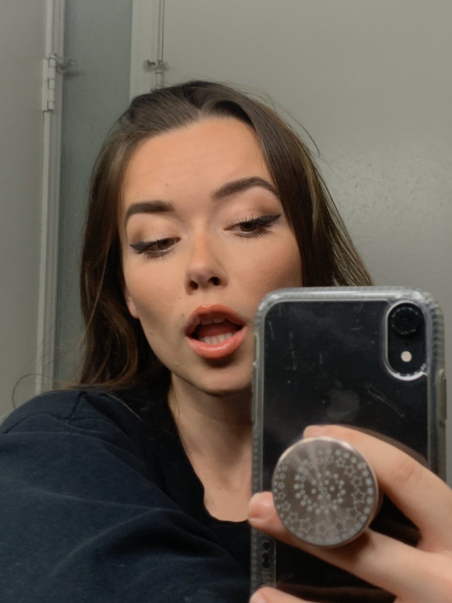 💓what’s poppin?💓