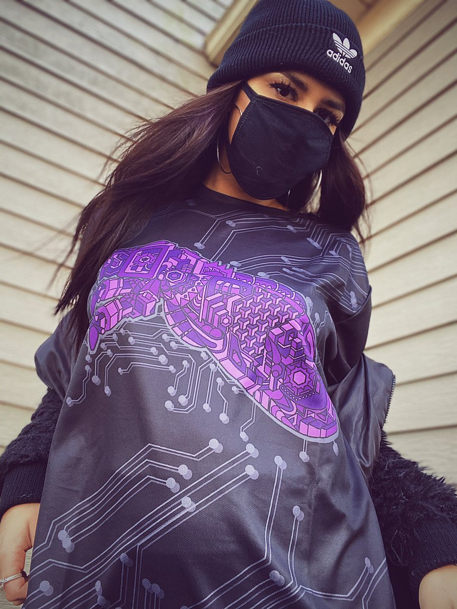 Wobble_Factory's tweet photo. Cicada SZN Giveaway 

*Rules*
1. Must be following 
2. Guess a number 1-5000
3. RT this tweet 
(Closest without going over wins) 

Winner will be drawn Tuesday 1PM CST

Shirts are released Tuesday at 5PM CST

Good luck! https://t.co/j7egLDAl93